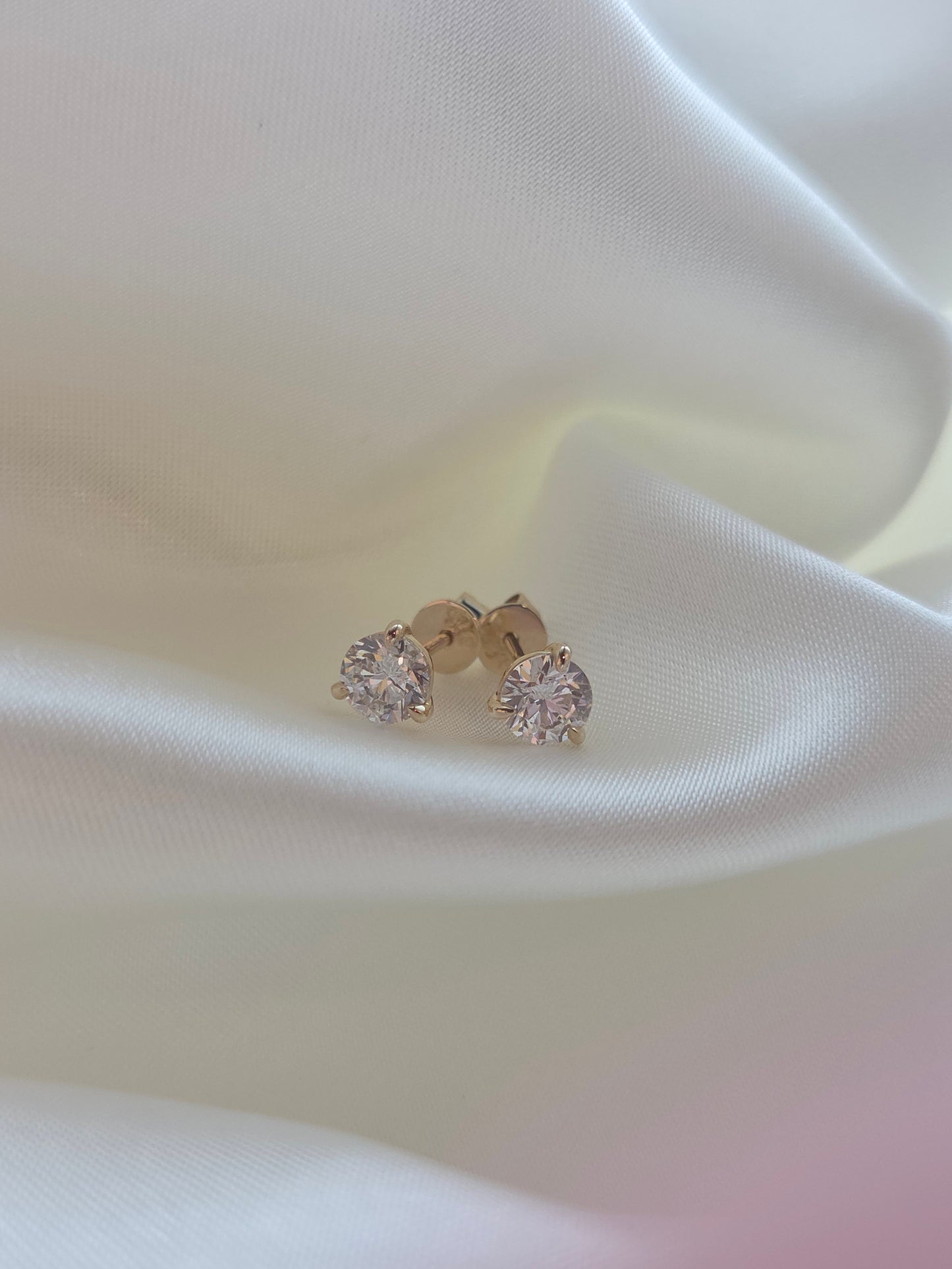 1cttw Diamond Studs