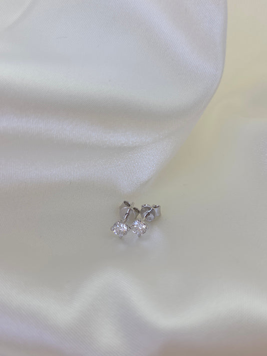 0.50cttw 925 Diamond Studs